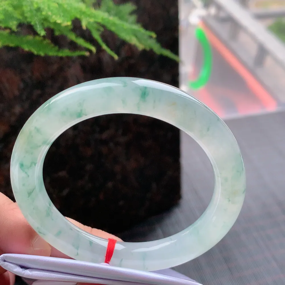 圆条高冰飘花 无瑕 尺寸:59.1/10.3 花美