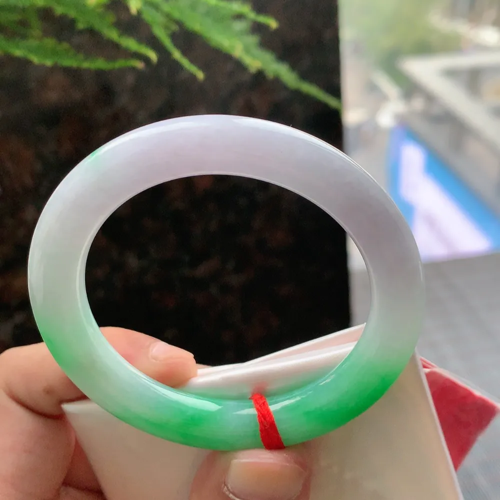 圆条冰糯阳绿 无瑕 尺寸:50.4/9.4 色好🥰🥰