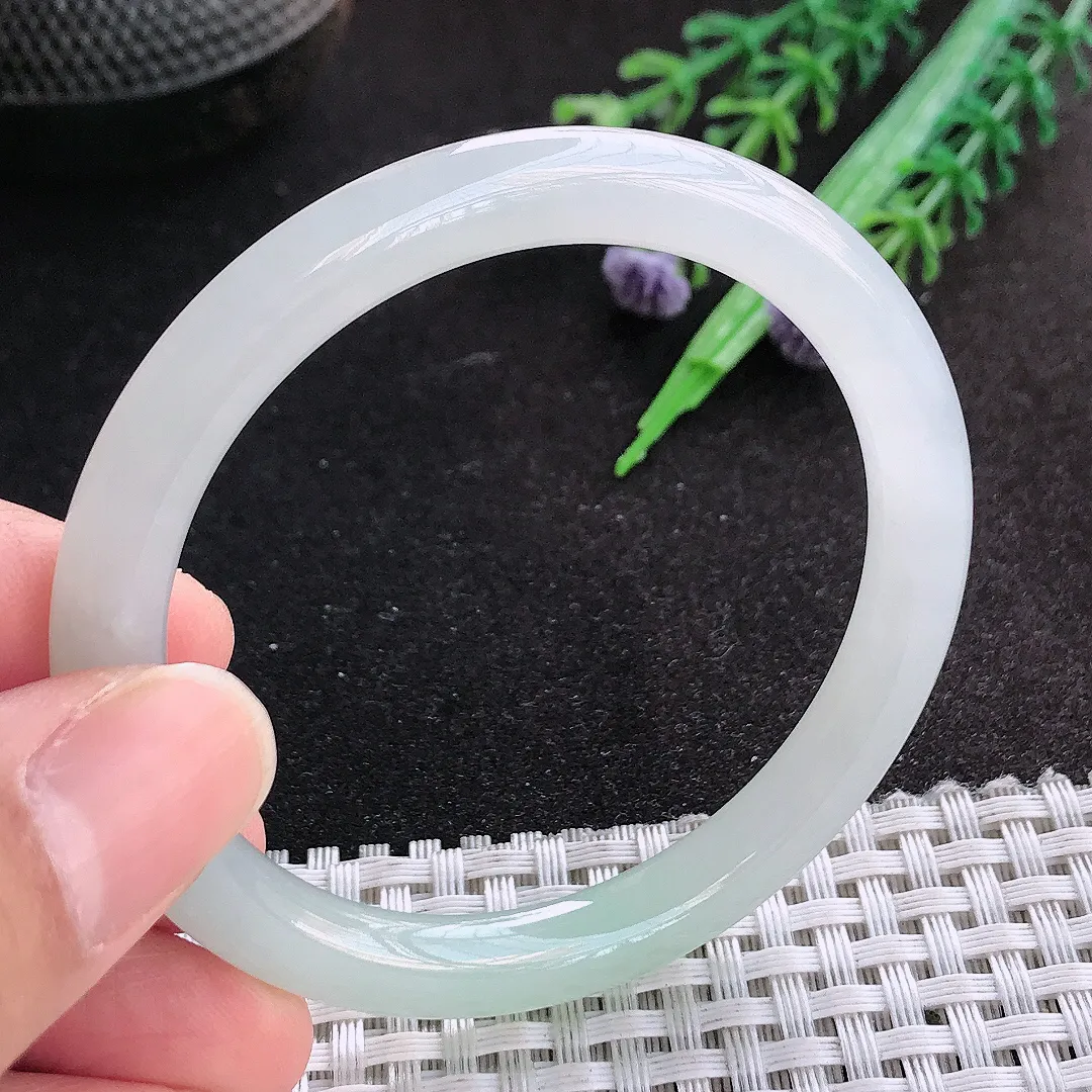 天然A货翡翠51.5/6.4/7.5老坑冰纯果冻胶冰晴圆条手镯小圈口叮当镯