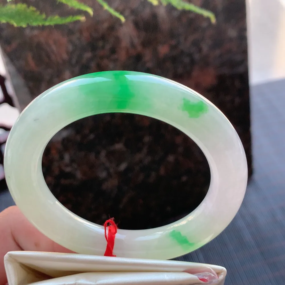 圆条冰阳绿 无瑕 尺寸:54.5/11.2  种色兼备🥰🥰