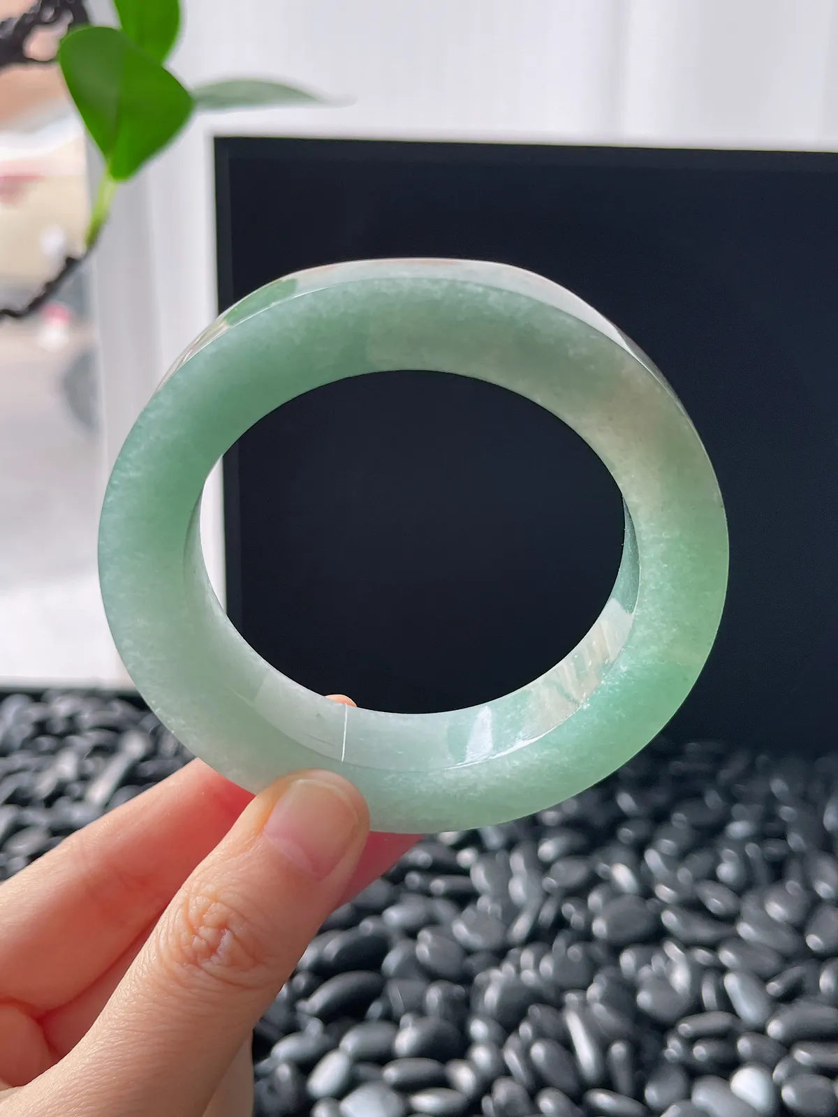 翡翠镯饼，⭕️正圈最大做58，最小做54