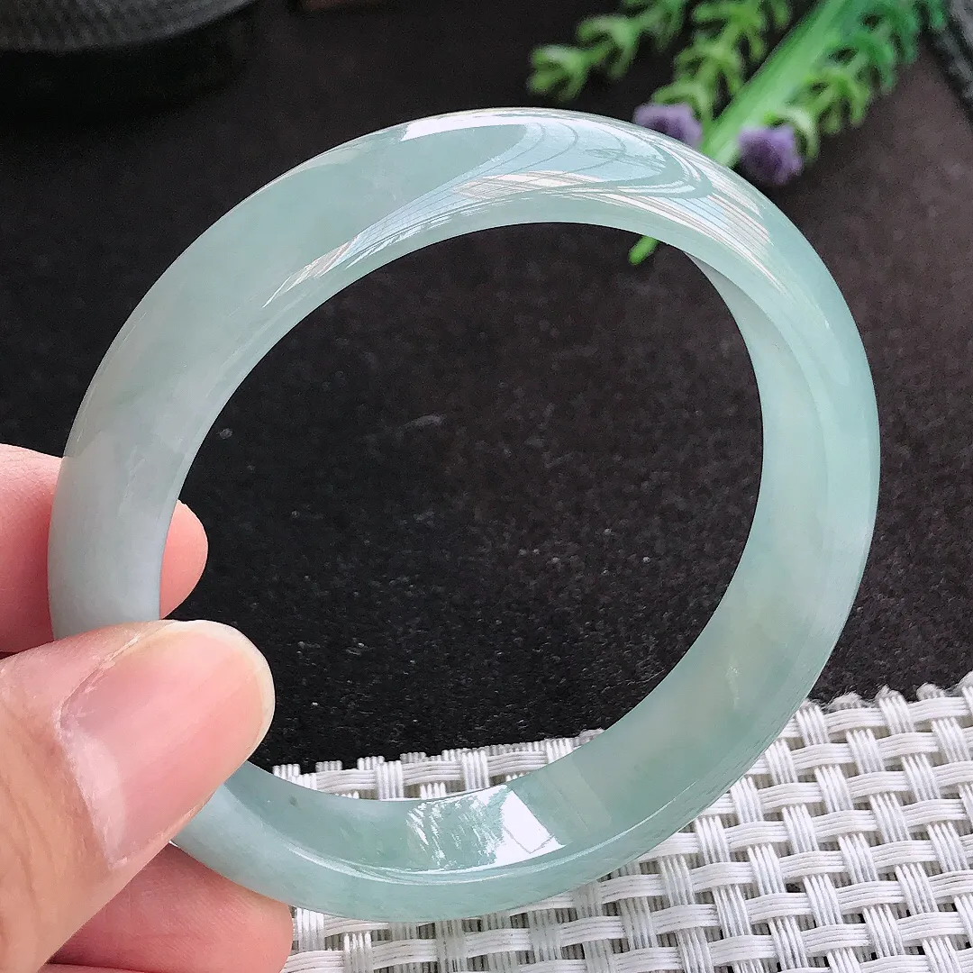 天然A货翡翠57/13/7.5老坑冰胶果冻天空蓝手镯宽边玉手镯