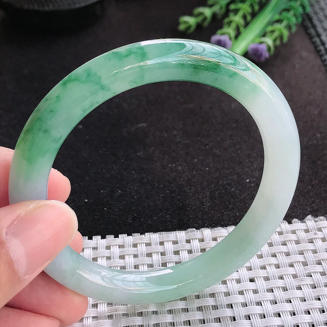 天然A货翡翠56.8/9.2老坑冰胶果冻飘花圆条手镯玉手镯