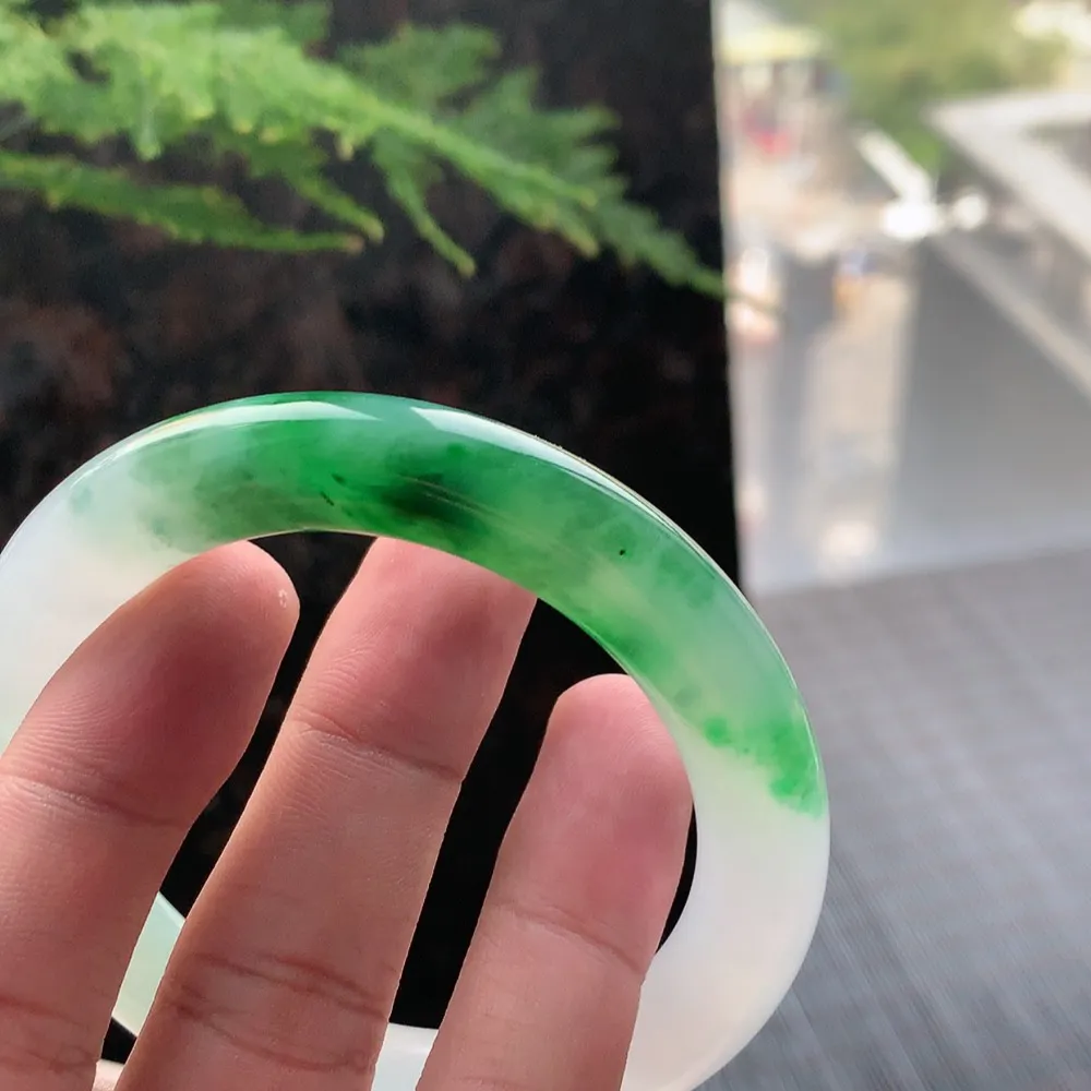 圆条高冰阳绿 无瑕 尺寸:53.4/9.8/10.3 种色兼备🥰🥰