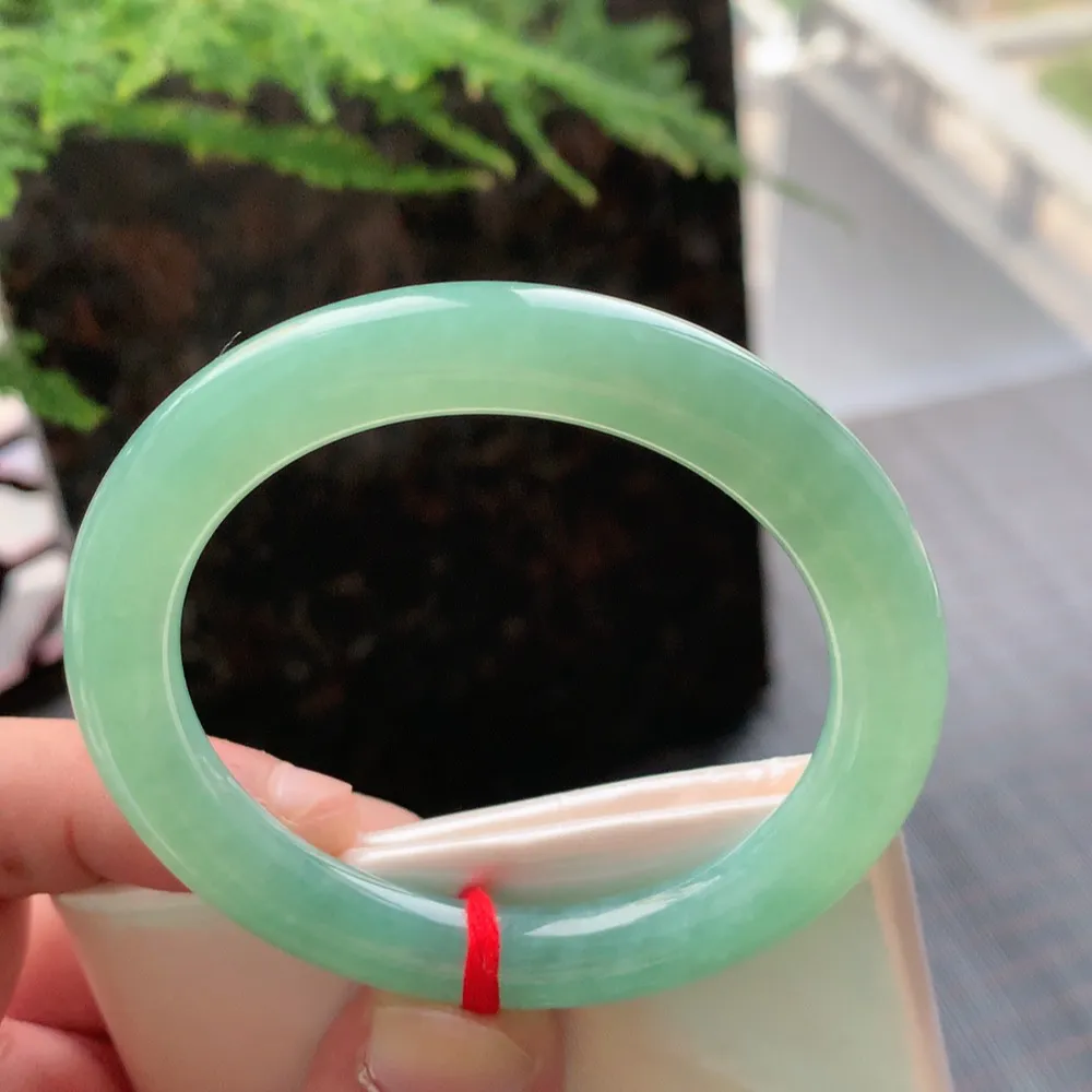 圆条冰绿 无瑕 尺寸:52.1/8.8 冰润