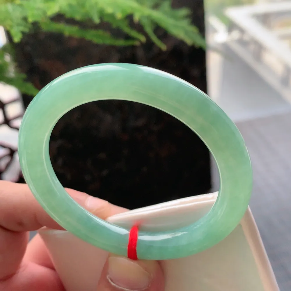 圆条冰绿 无瑕 尺寸:52.1/8.8 冰润