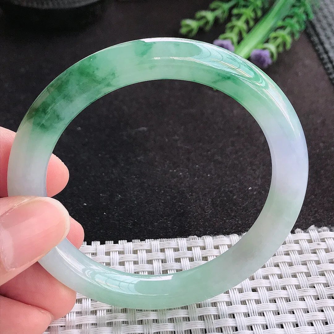 天然A货翡翠56.8/9.2老坑冰胶果冻飘花圆条手镯玉手镯