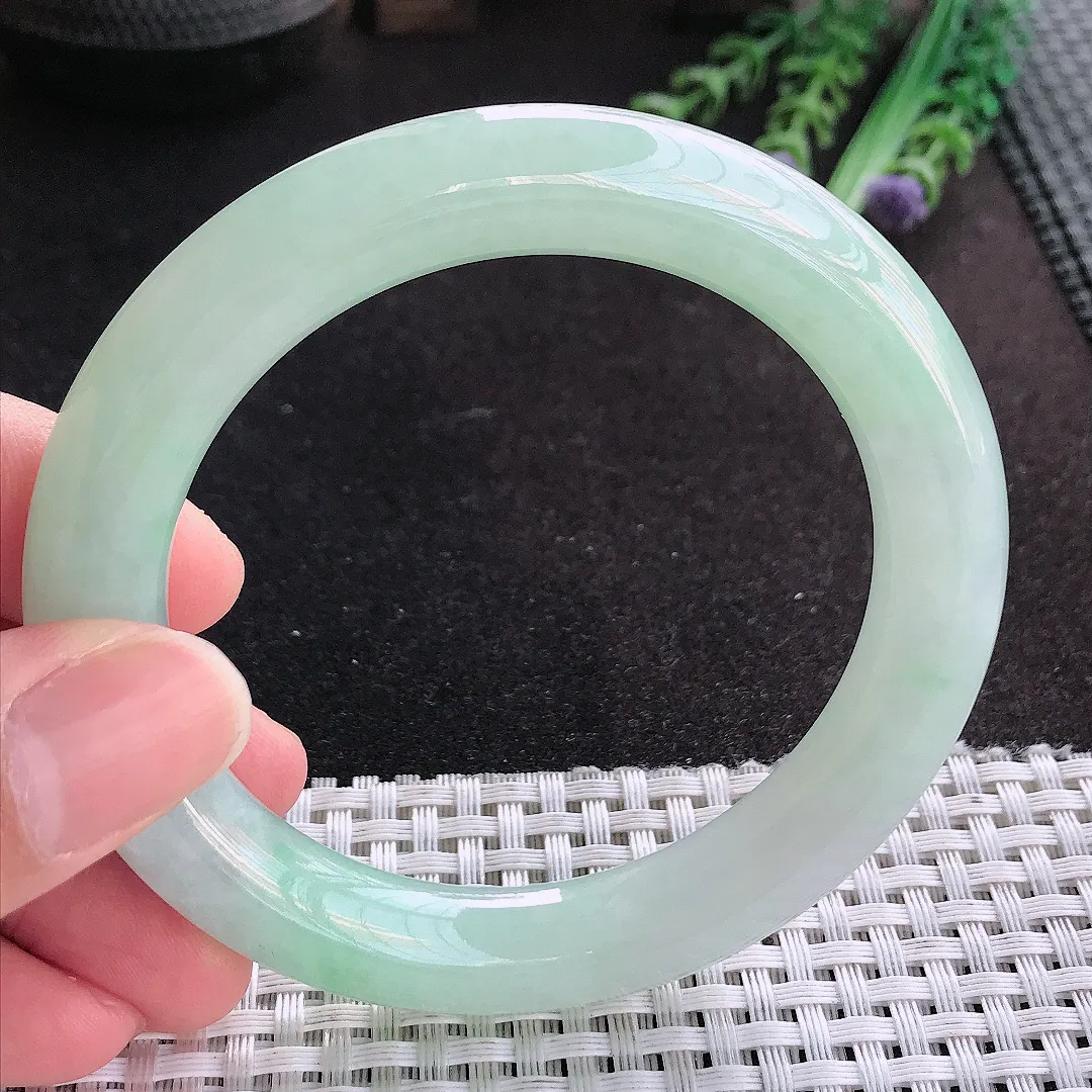 天然A货翡翠57/10.8/10.5老坑冰润起胶冰晴绿圆条手镯玉手镯