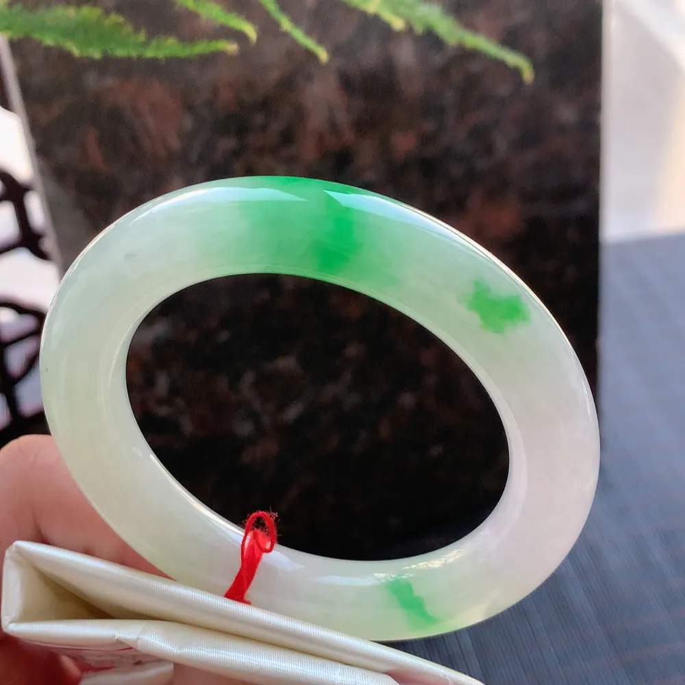 圆条冰阳绿 无瑕 尺寸:54.5/11.2  种色兼备🥰🥰