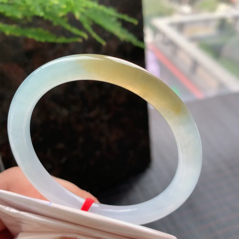 圆条冰玻黄翡 无瑕 尺寸:54.4/7.4/7.7 种色俱佳