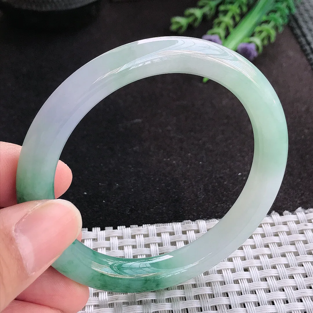 天然A货翡翠56.8/9.2老坑冰胶果冻飘花圆条手镯玉手镯