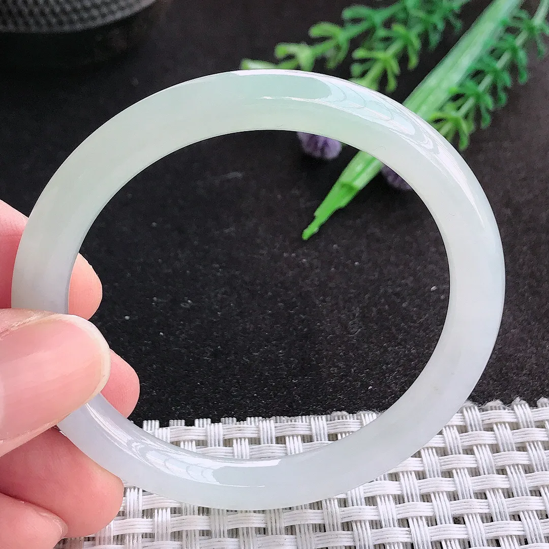 天然A货翡翠51.5/6.4/7.5老坑冰纯果冻胶冰晴圆条手镯小圈口叮当镯