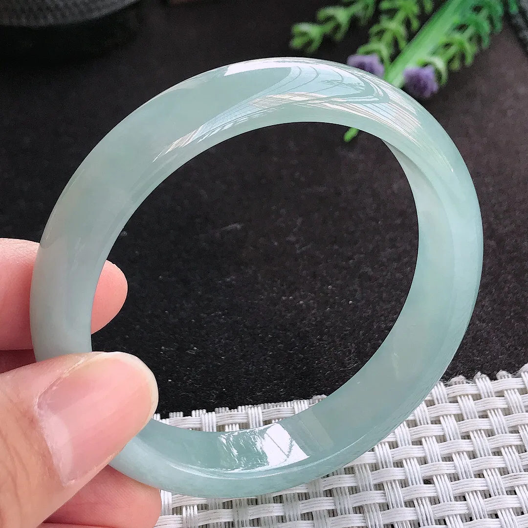 天然A货翡翠57/13/7.5老坑冰胶果冻天空蓝手镯宽边玉手镯