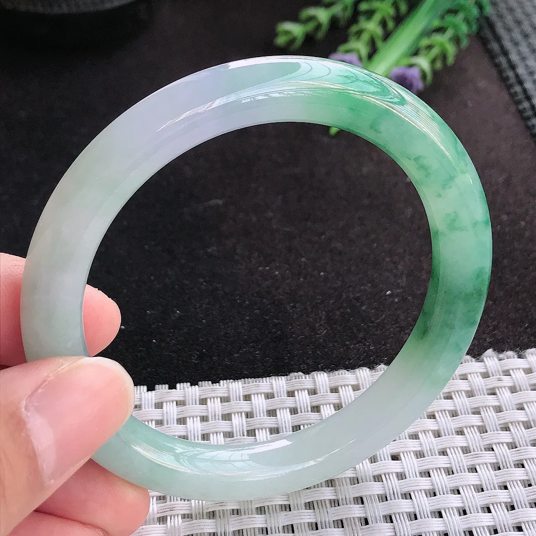 天然A货翡翠56.8/9.2老坑冰胶果冻飘花圆条手镯玉手镯