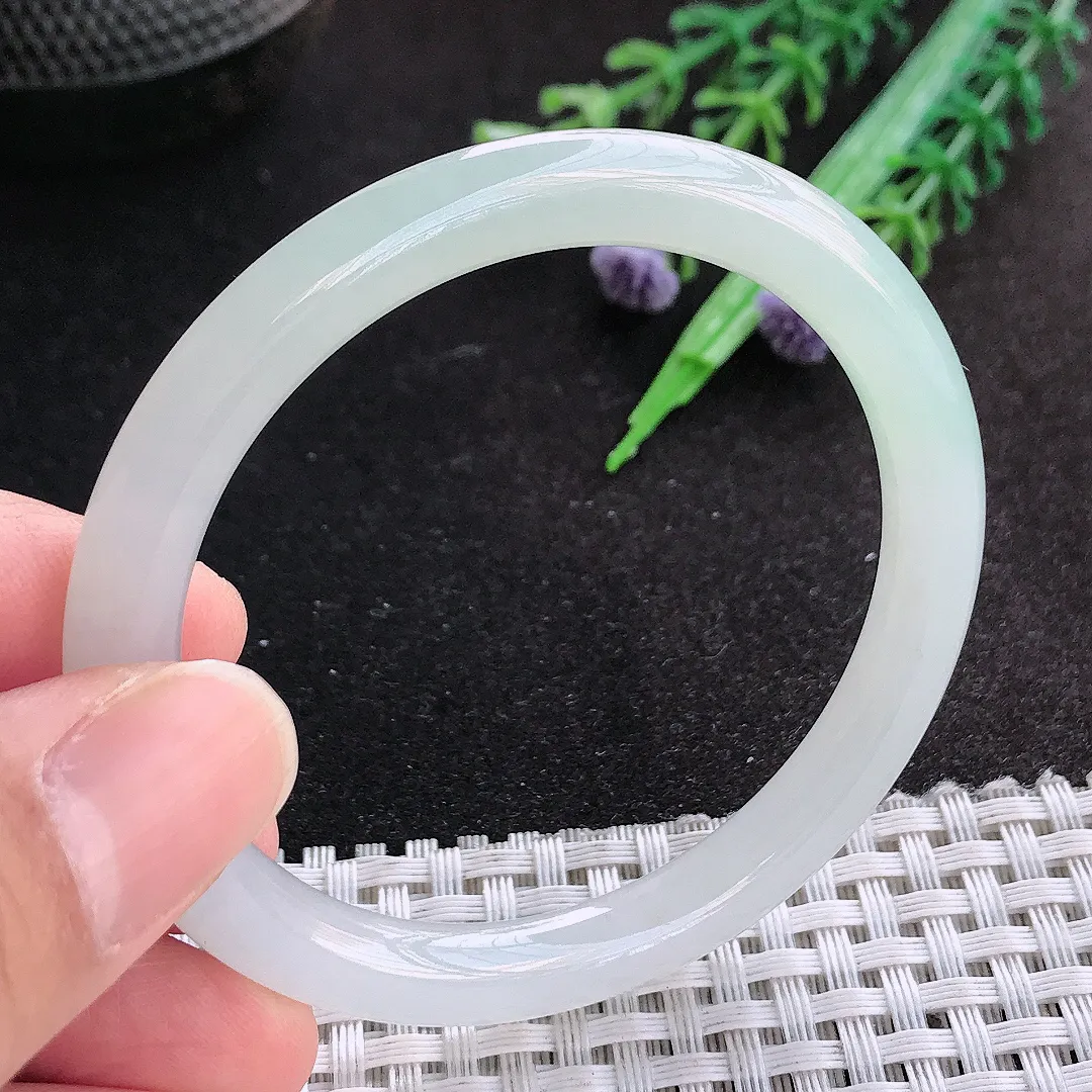 天然A货翡翠51.5/6.4/7.5老坑冰纯果冻胶冰晴圆条手镯小圈口叮当镯