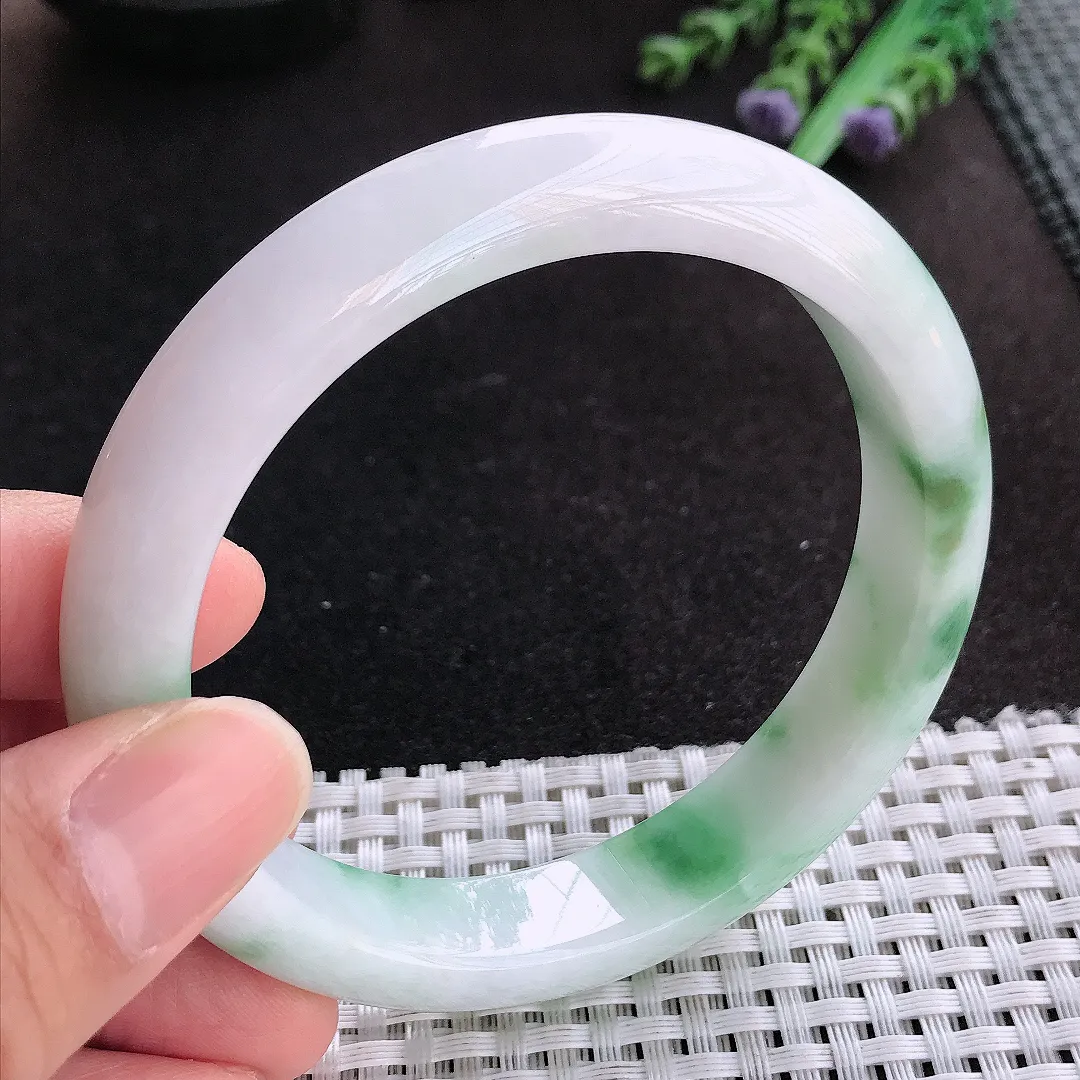 天然A货翡翠61.5/12.8/8.8老坑精美温润大圈口飘花手镯宽边玉手镯