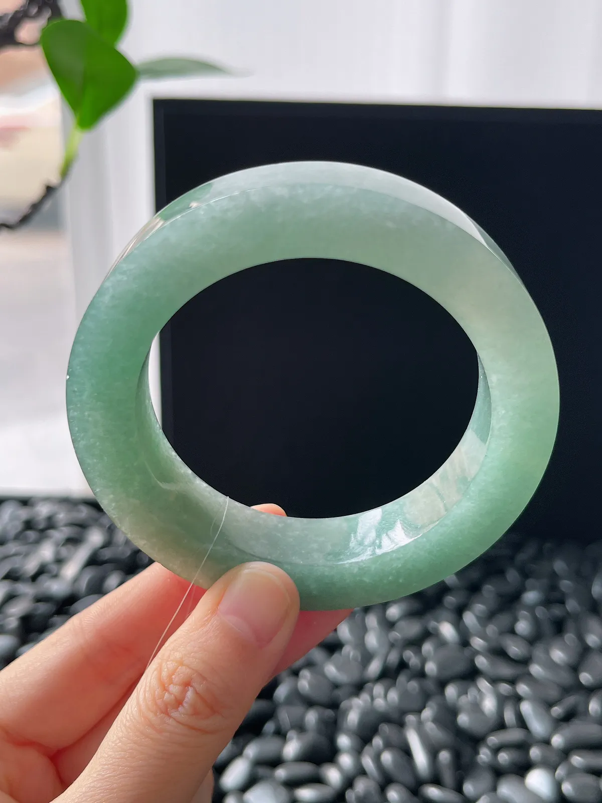 翡翠镯饼，⭕️正圈最大做58，最小做54