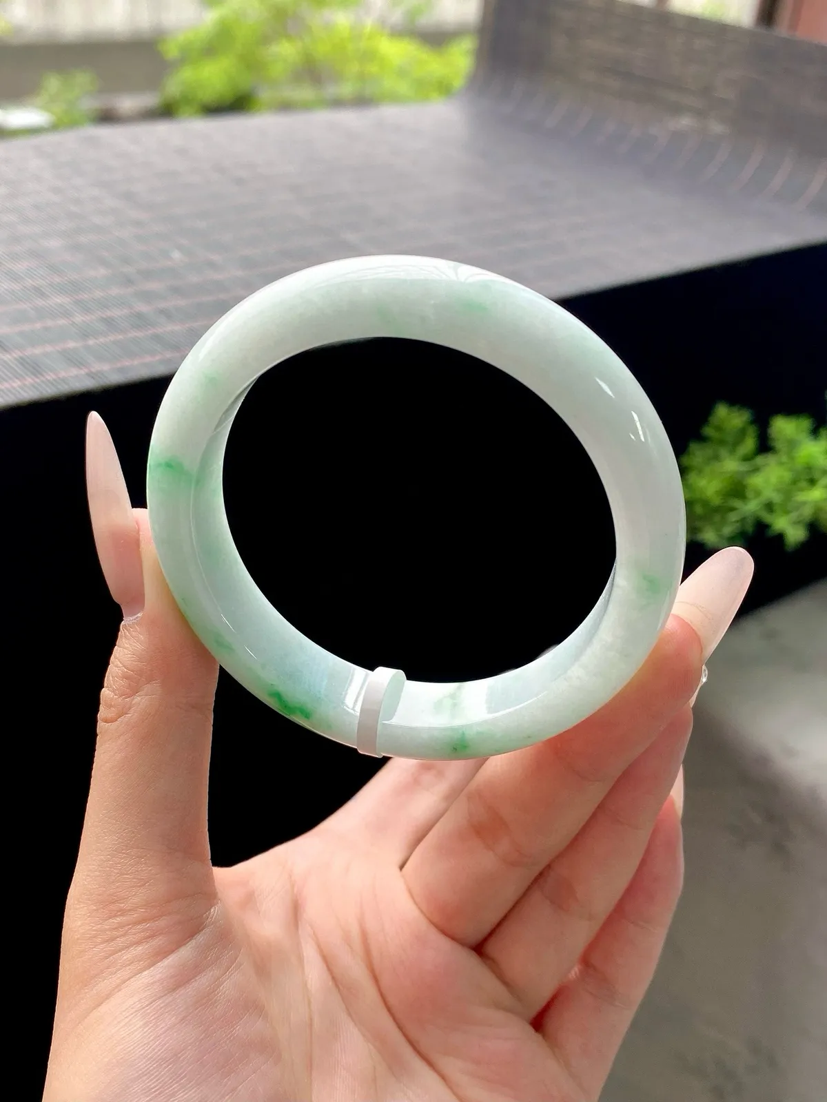 阳绿白底青正圈成品
⭕️58-12.8-8.8