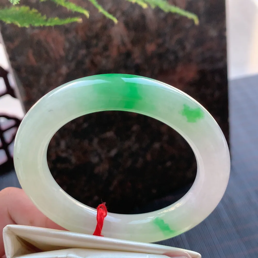 圆条冰阳绿 无瑕 尺寸:54.5/11.2  种色兼备🥰🥰