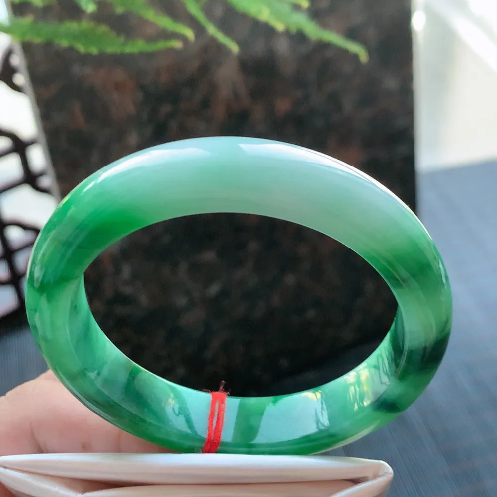 正圈冰糯辣绿 无瑕 尺寸:56.6/12.4/8.4色好