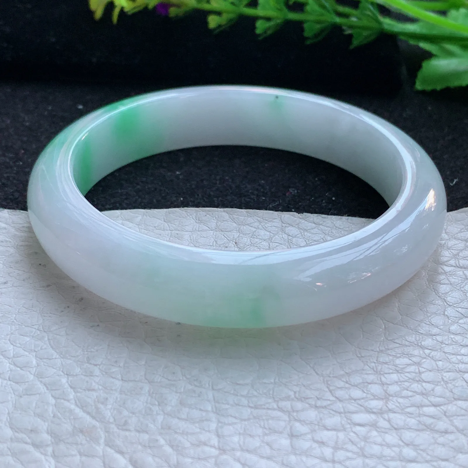 yh自然光56.8*12*8平安镯 缅甸翡翠a货玉手镯飘阳绿宽边玉手环