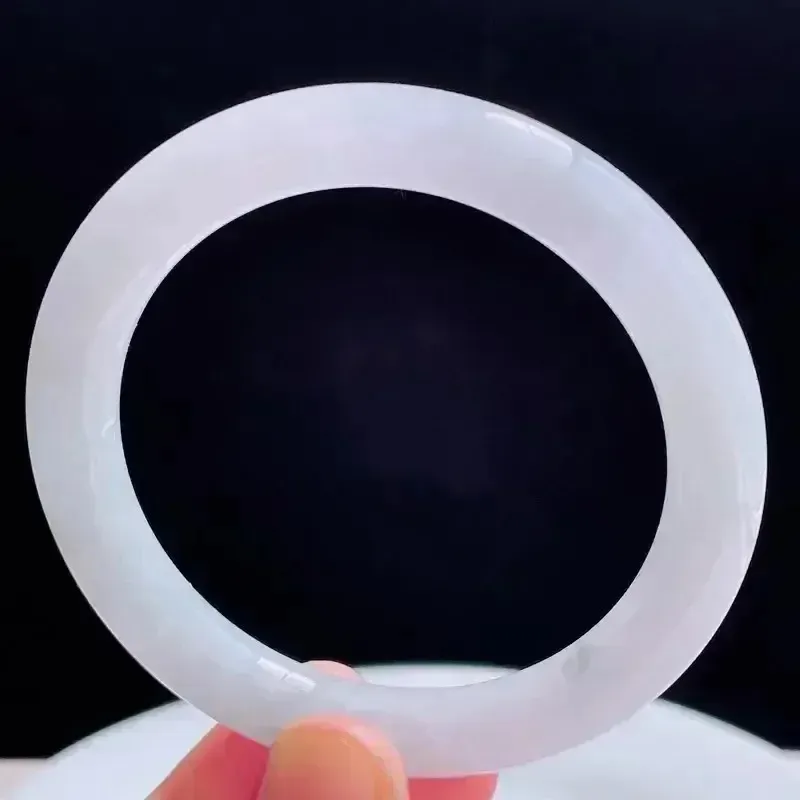 58.5圈有种有色天然翡翠A货玉手镯好种水浅绿水润圆条手镯52.89 g