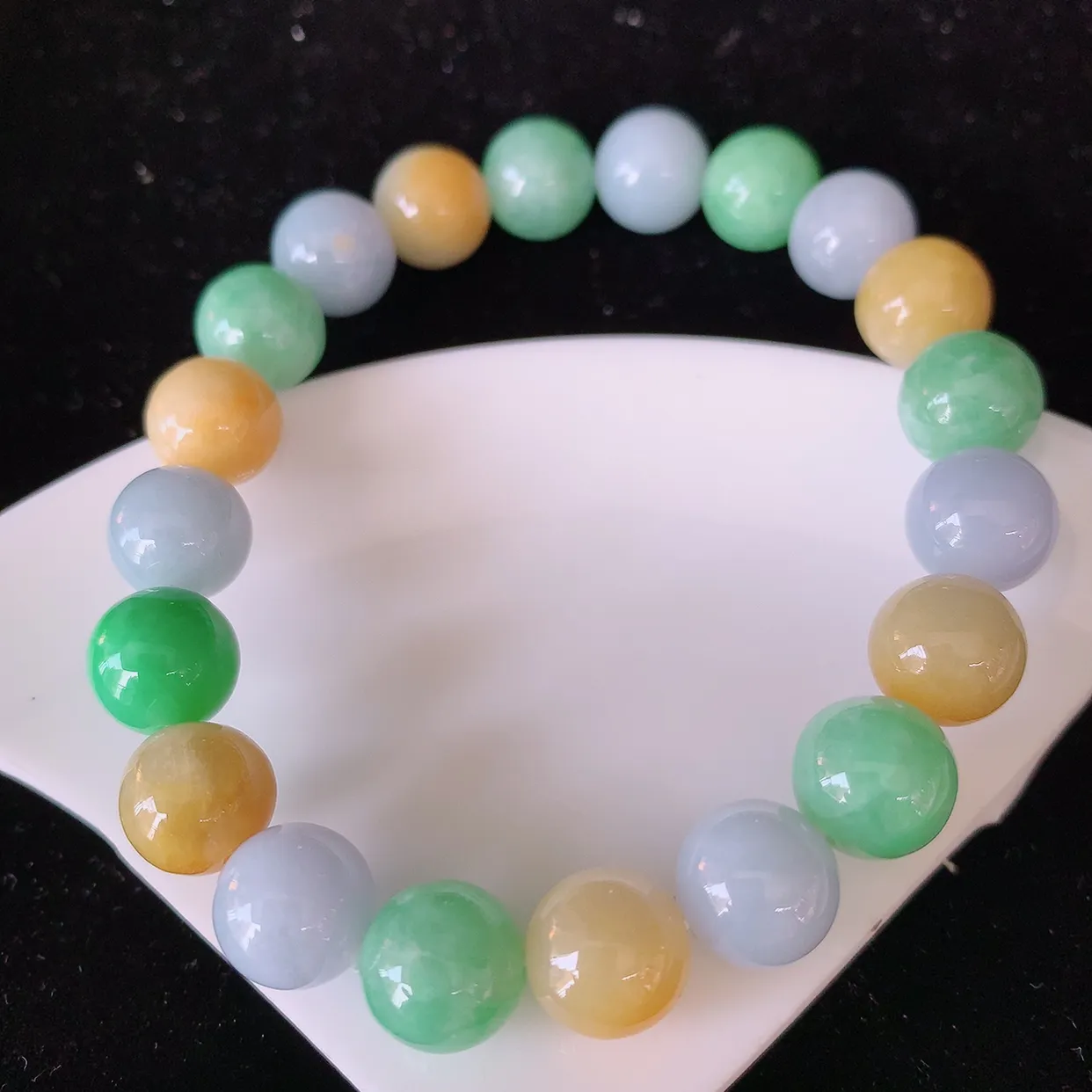 自然光实拍，冰润多宝翡翠手链，多彩翡翠手串，颜色丰富，料子细腻，高档大气，自戴送礼佳品！#46.27