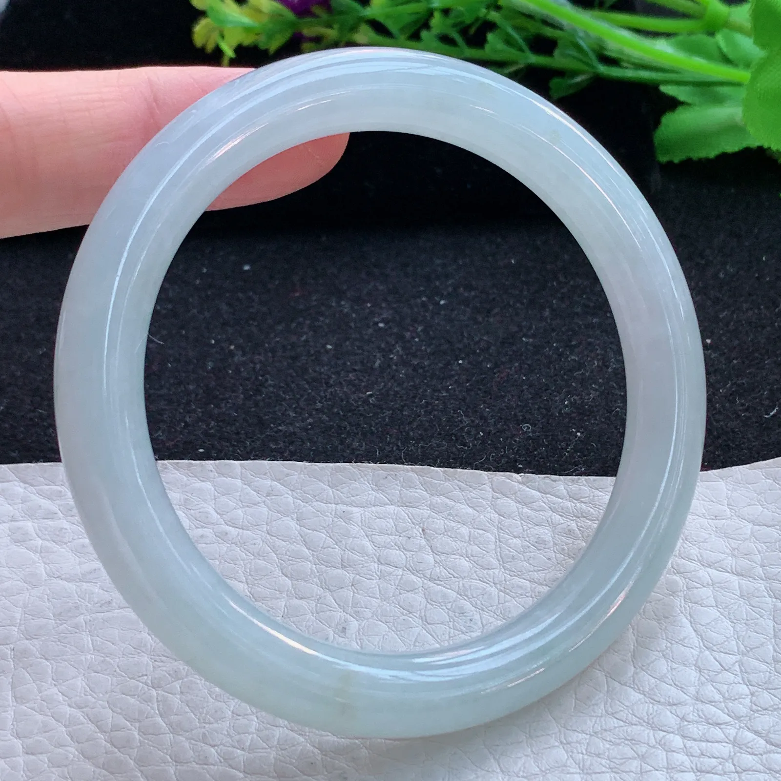 r自然光57.5*9*8.7美人镯 缅甸翡翠a货玉手镯冰润白月光圆条玉手环