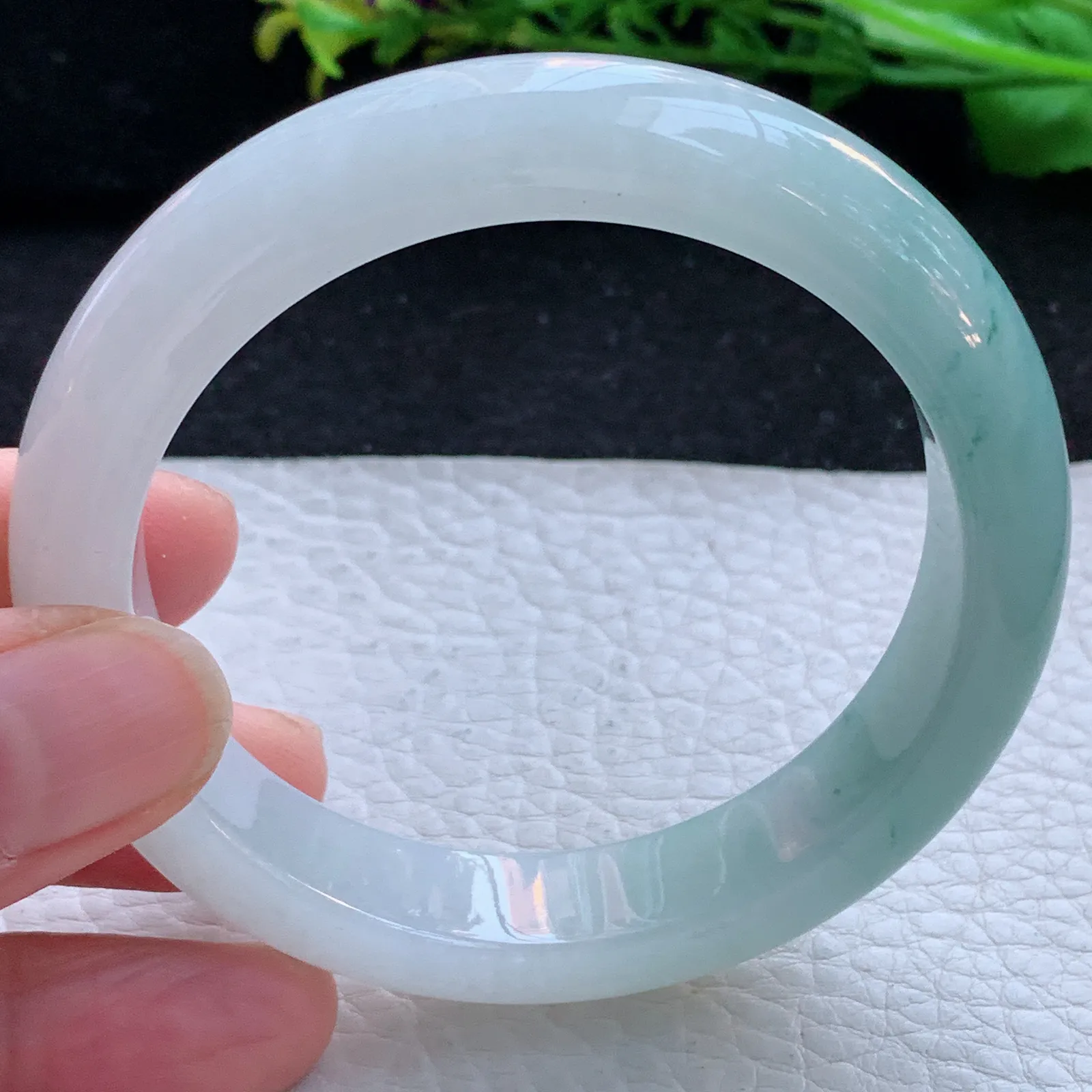 r自然光56*12.5*8.6平安镯 缅甸翡翠a货玉手镯冰润天空蓝玉手环