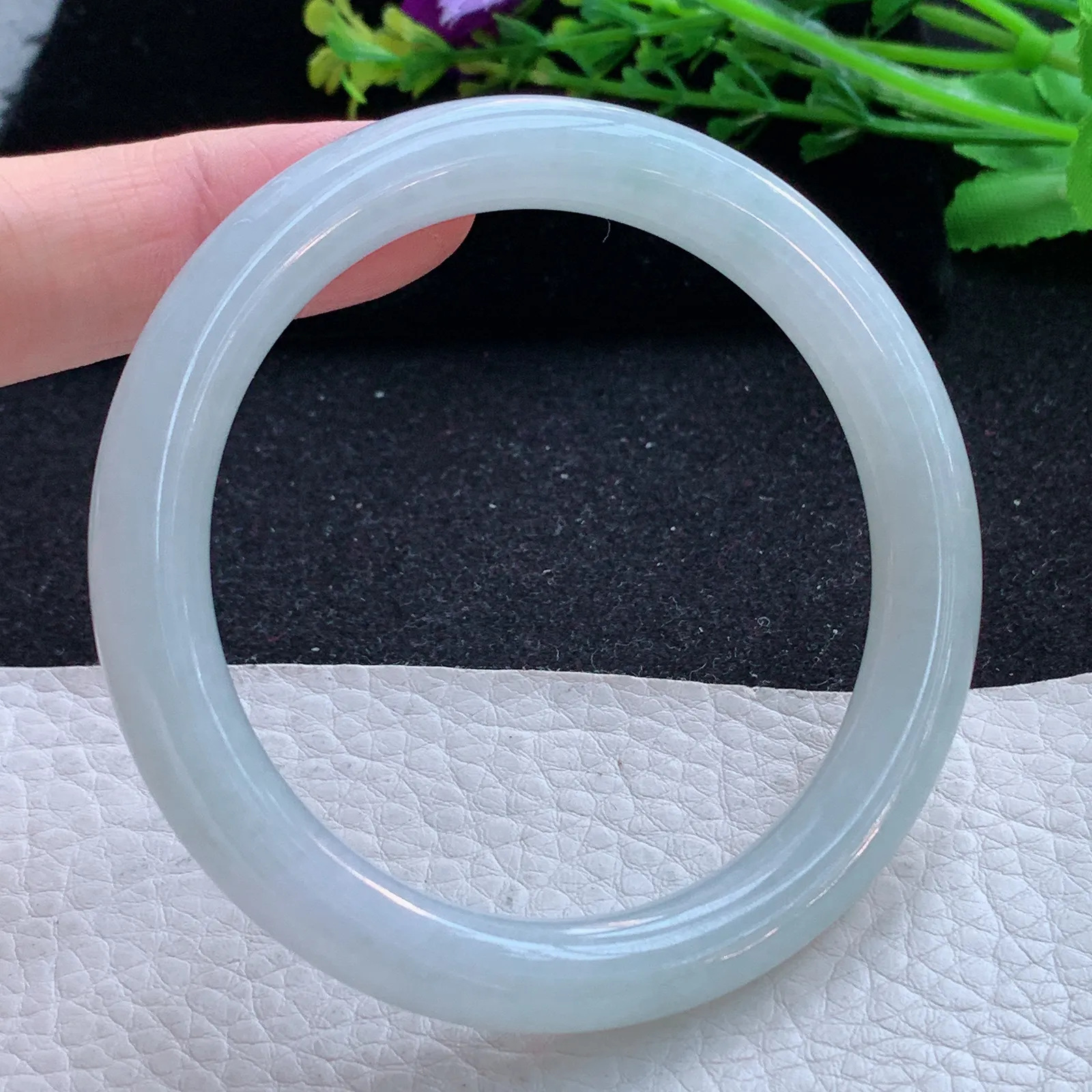 r自然光57.5*9*8.7美人镯 缅甸翡翠a货玉手镯冰润白月光圆条玉手环