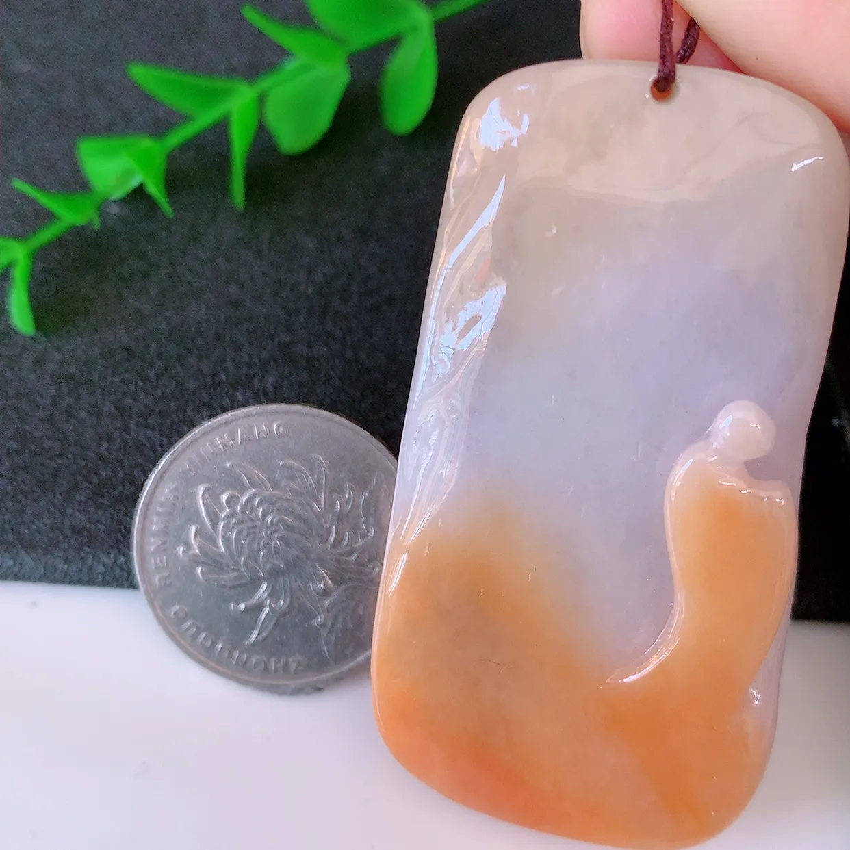 自然光实拍，特色黄翡悟道吊坠，翡翠悟道寓意“祥和，安宁，吉祥，幸福”，佩戴效果优雅迷人，性价比超高！#60.25