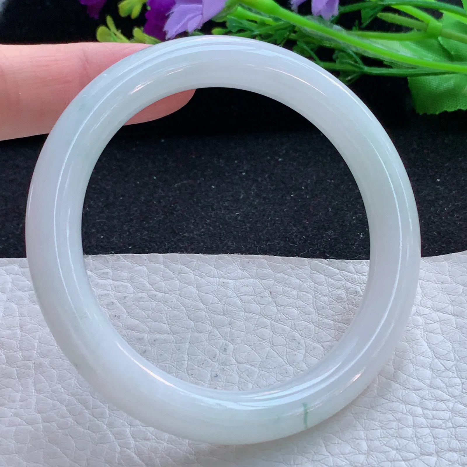 ss自然光58*9.6美人镯 缅甸翡翠a货玉手镯飘花圆条玉手环