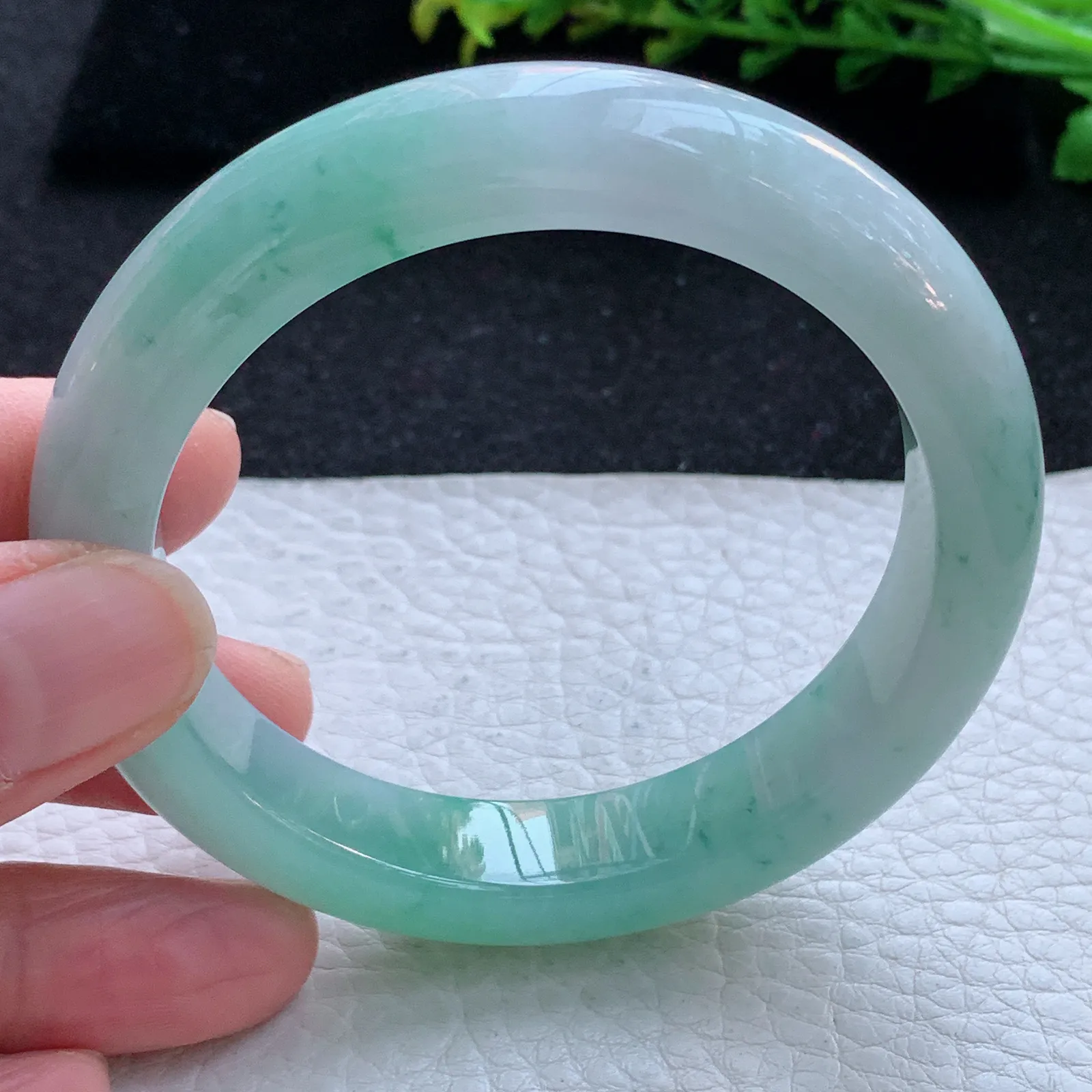 yh自然光56*12*9平安镯 缅甸翡翠a货玉手镯清新水灵宽边玉手环