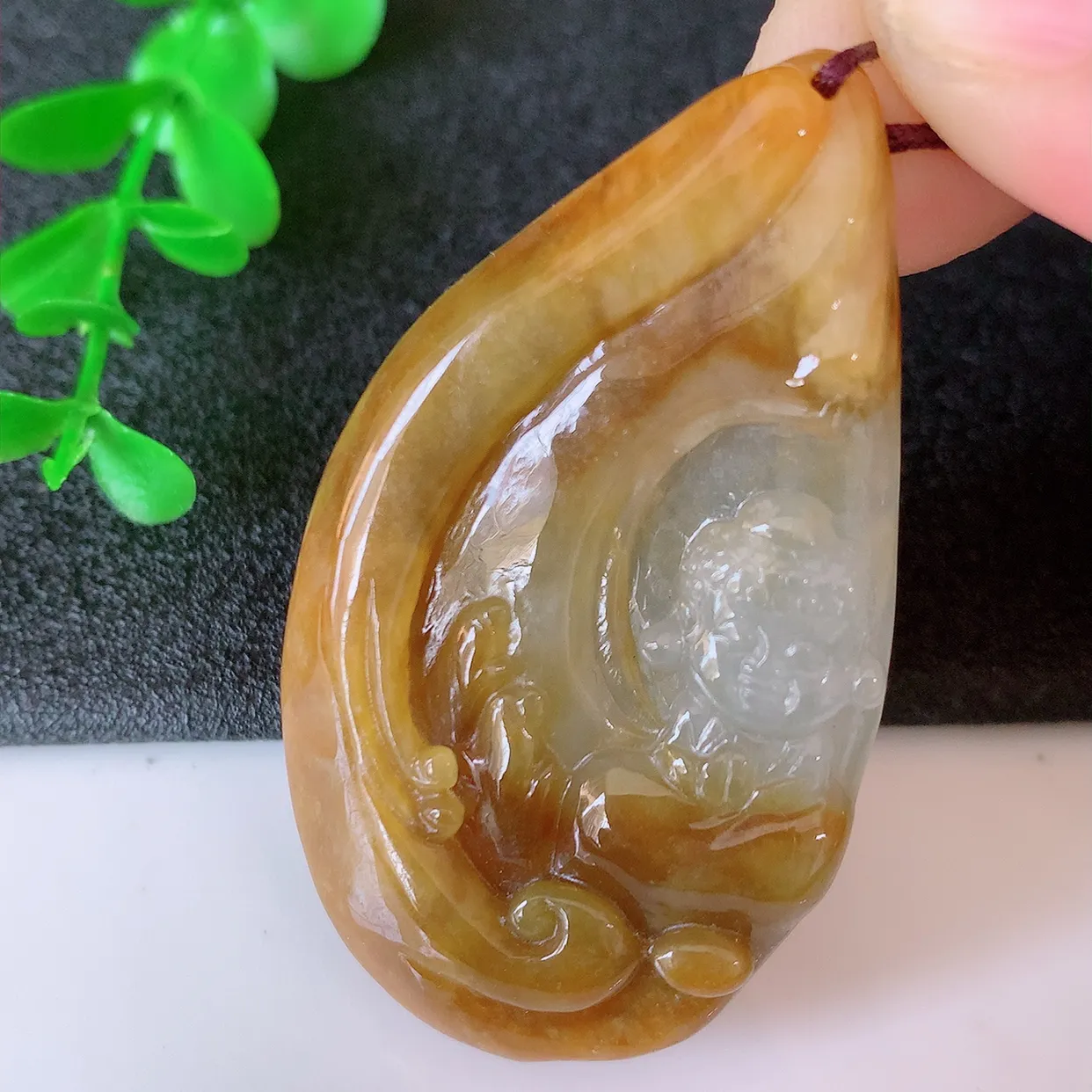 自然光实拍，特色冰黄翡双彩翡翠保平安宝宝佛吊坠，玉质莹润，佩戴佳品，#05.27