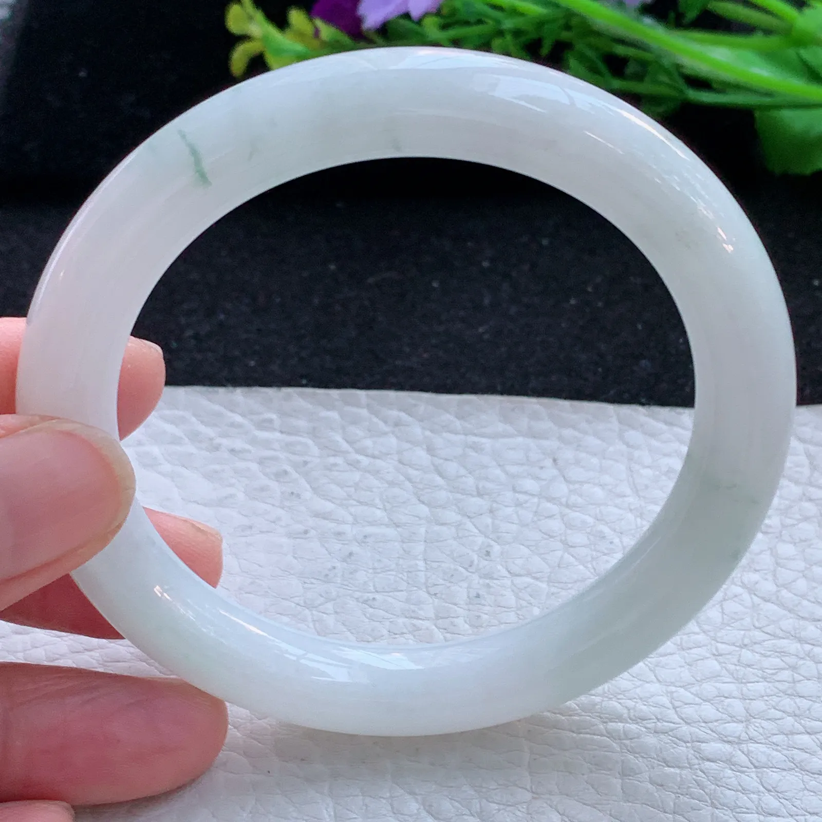 ss自然光58*9.6美人镯 缅甸翡翠a货玉手镯飘花圆条玉手环