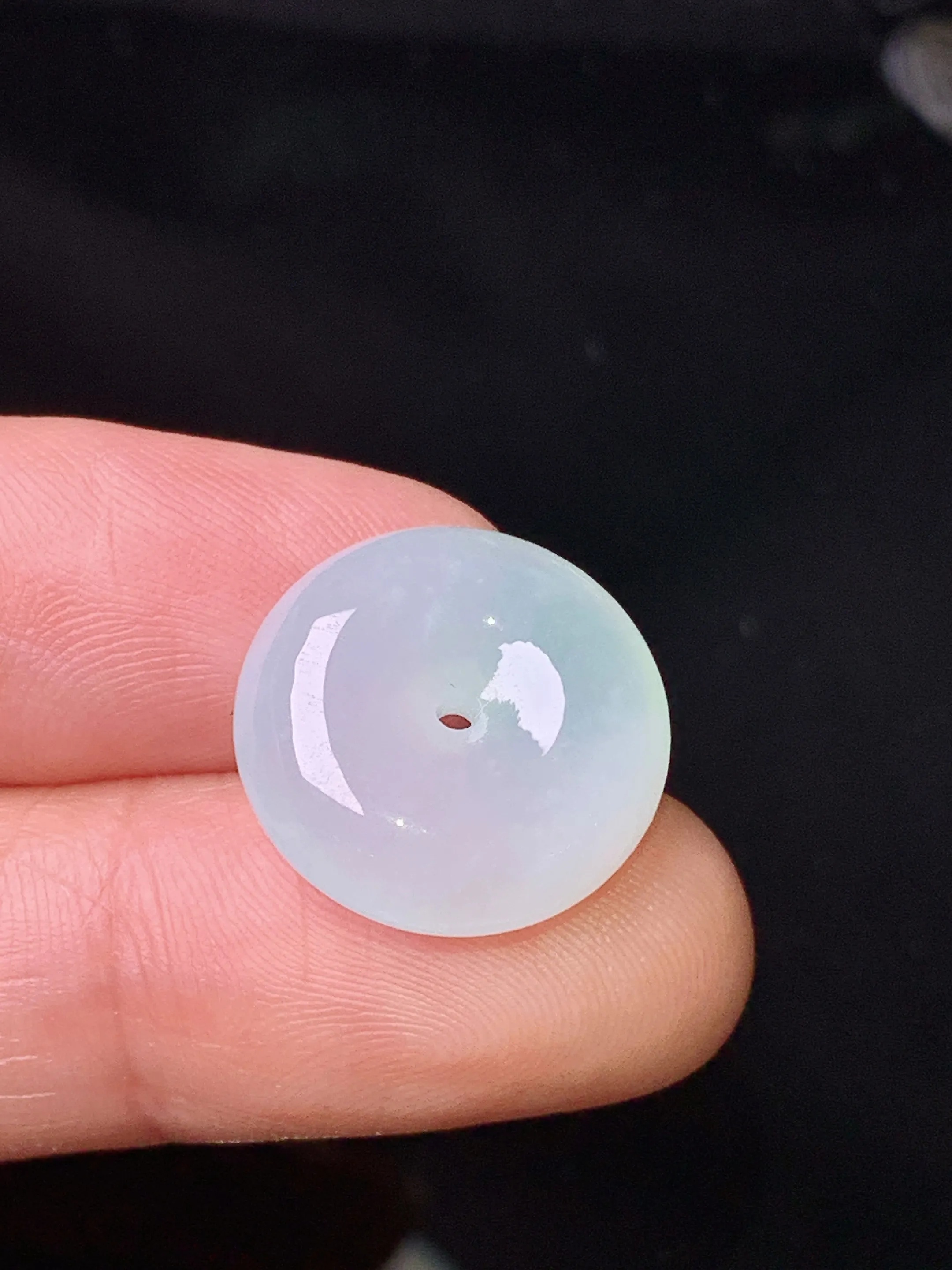 冰种平安扣吊坠 玉质细腻 色泽艳丽清新 整体尺寸16.5*5.7