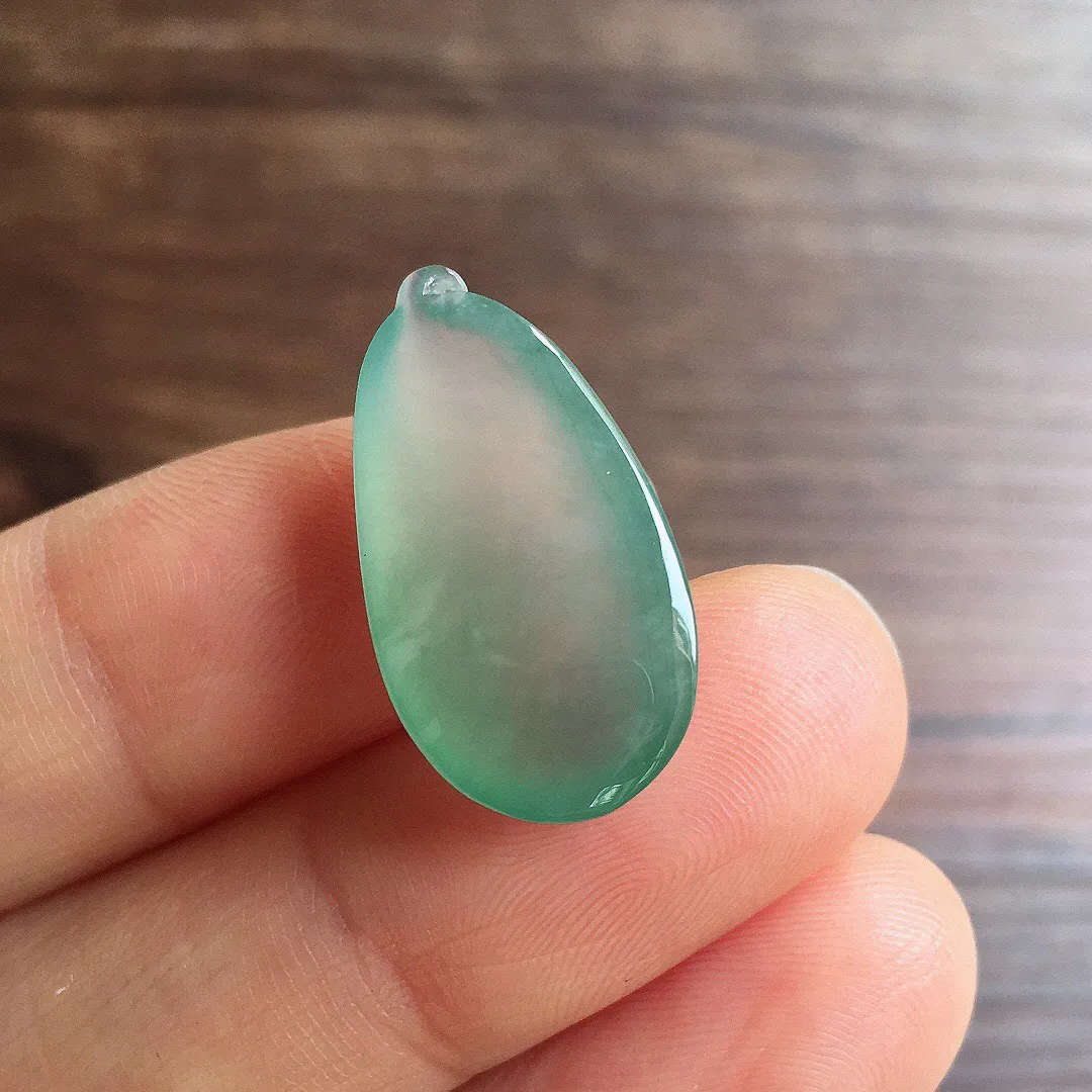 冰晴底福瓜，镶嵌佳品，冰润细腻，种水足 尺寸23*12.2*5.9