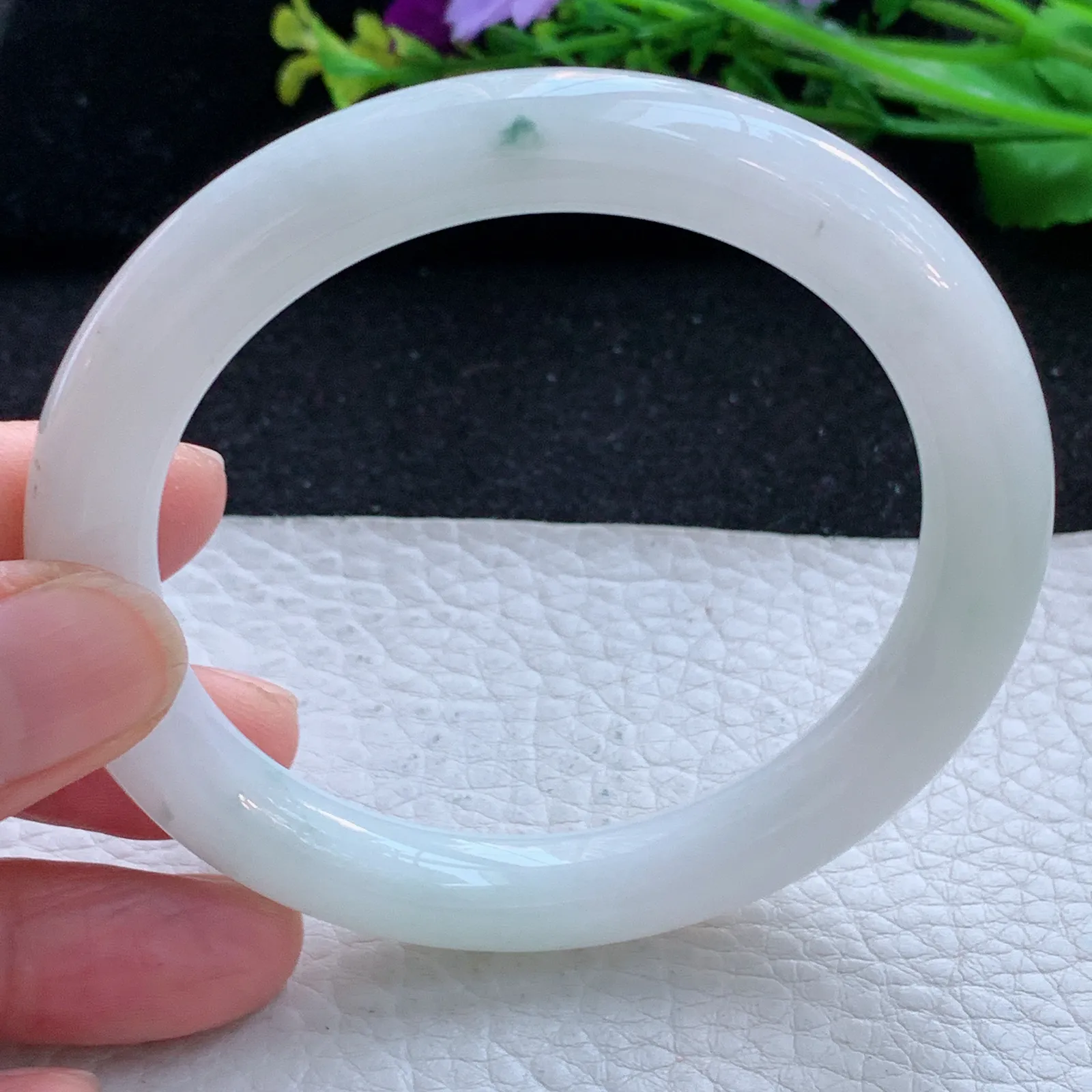 ss自然光58*9.6美人镯 缅甸翡翠a货玉手镯飘花圆条玉手环