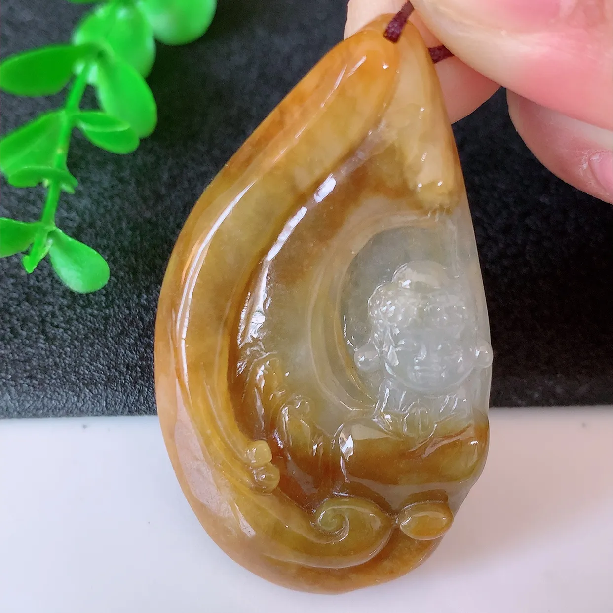 自然光实拍，特色冰黄翡双彩翡翠保平安宝宝佛吊坠，玉质莹润，佩戴佳品，#05.27