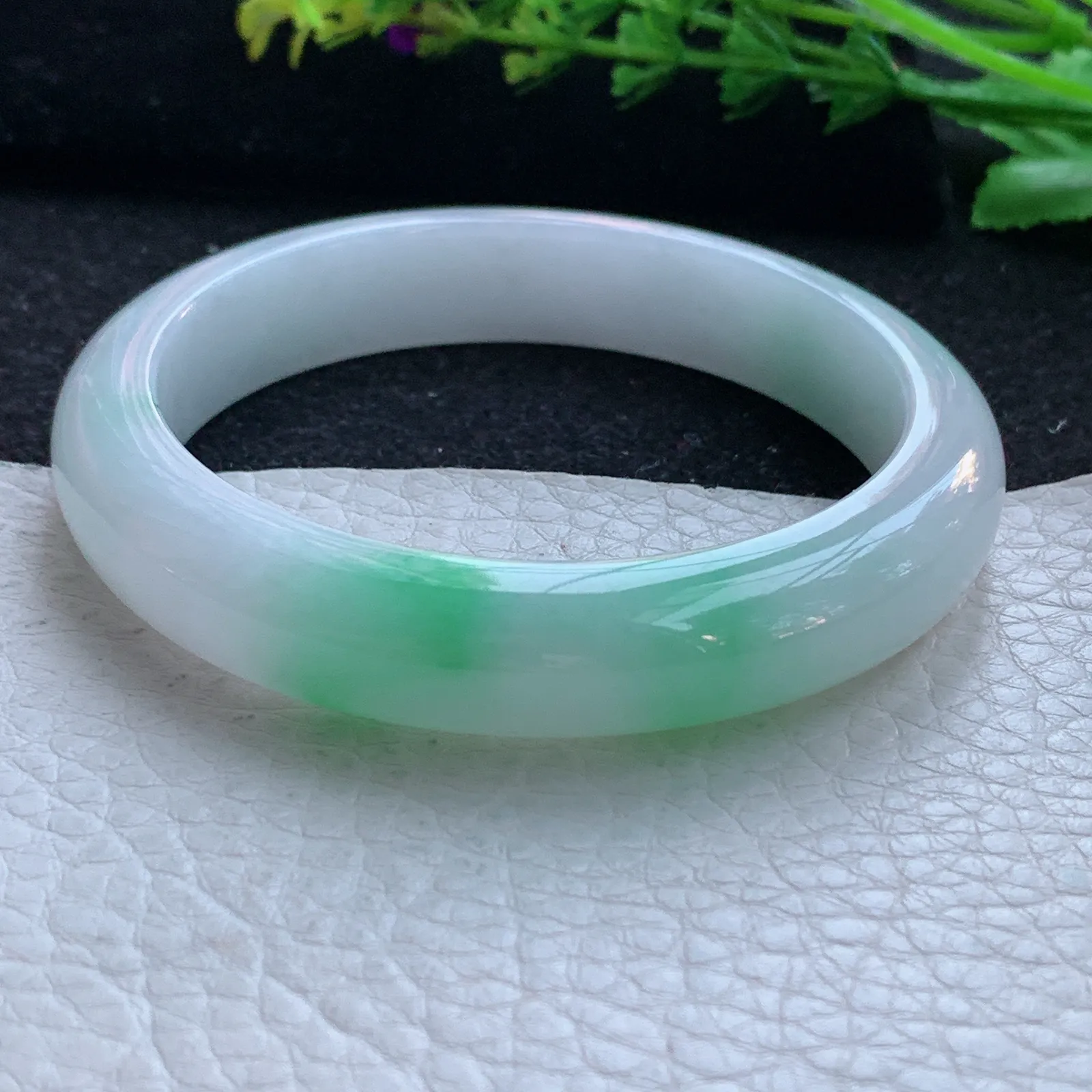 yh自然光56.8*12*8平安镯 缅甸翡翠a货玉手镯飘阳绿宽边玉手环