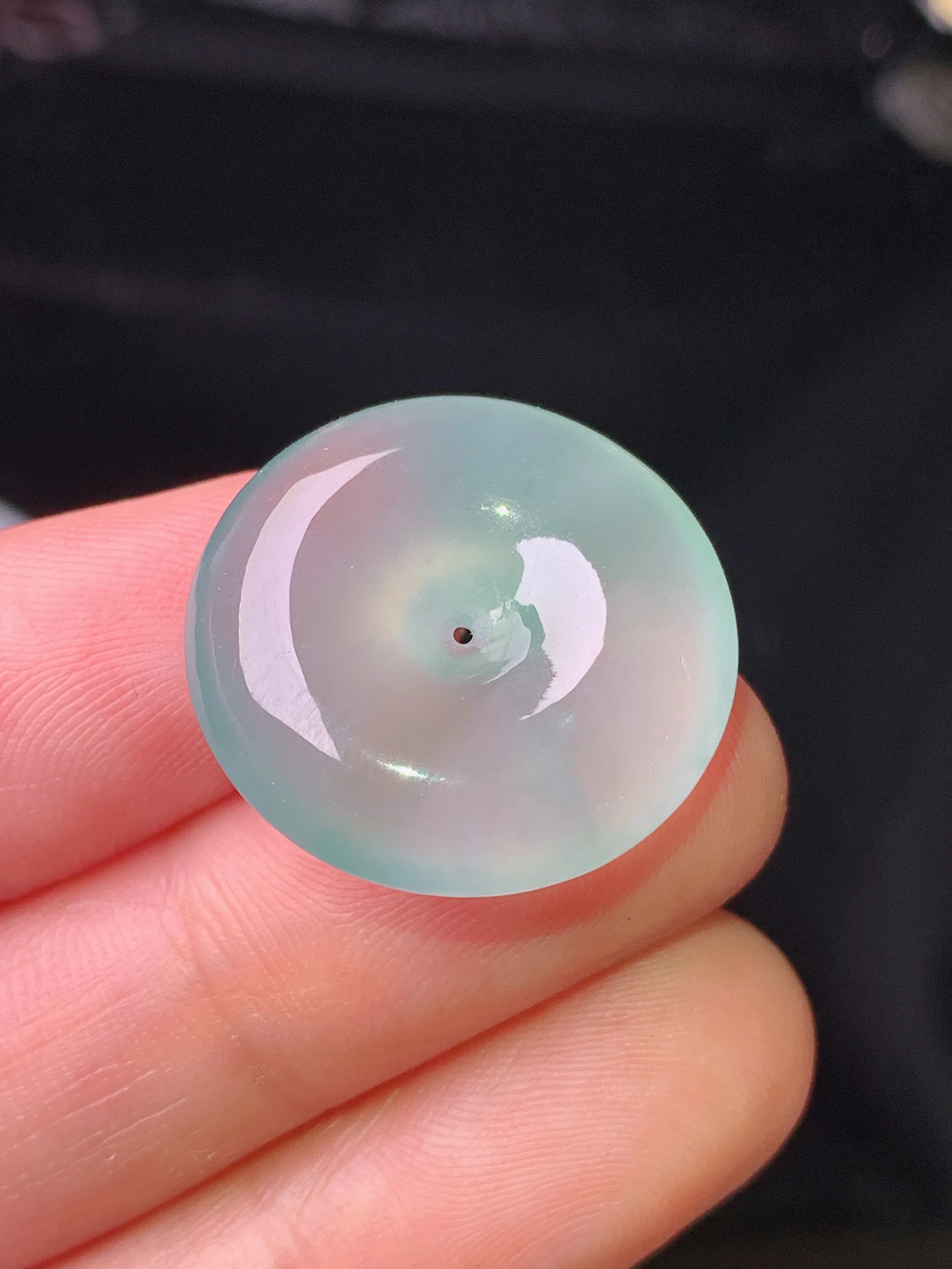 冰种平安扣吊坠 玉质细腻 色泽艳丽清新 整体尺寸21.5*6.3