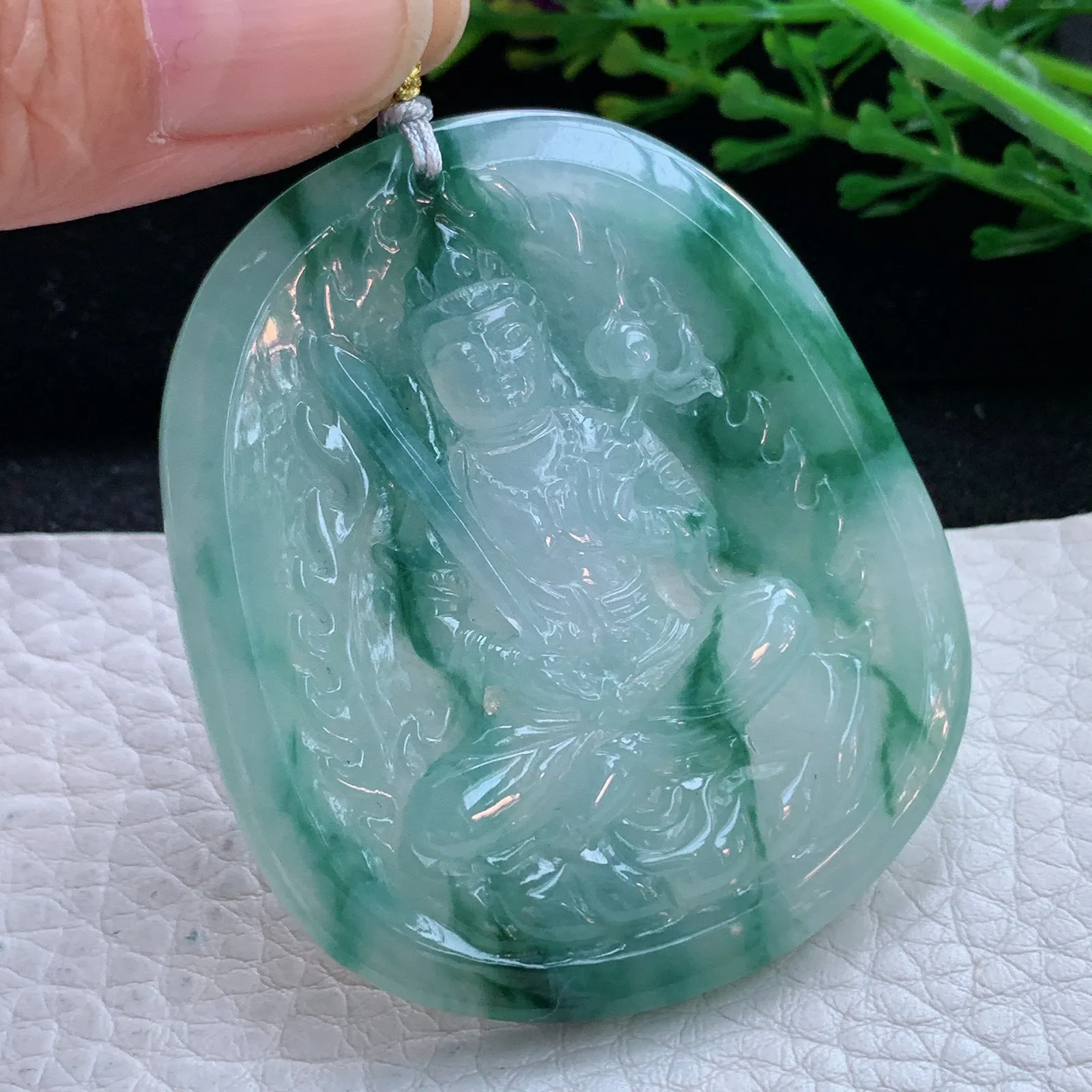 rp自然光53.3*45.7*5.5缅甸翡翠精雕冰飘花虚空藏菩萨玉吊坠 玉挂件