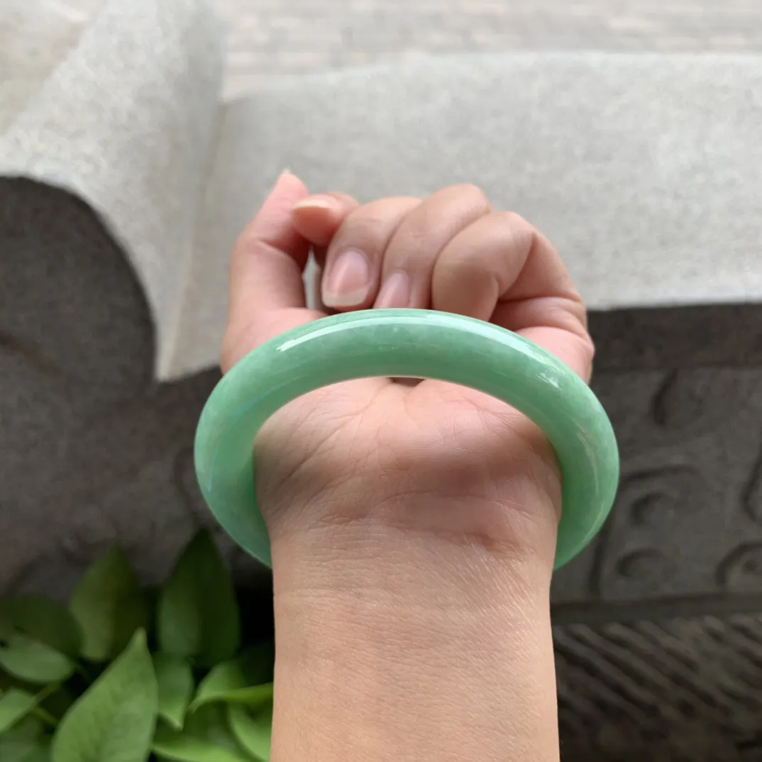 圈口 57-11.4-10.4【满绿圆条手镯】圆条57 58可戴