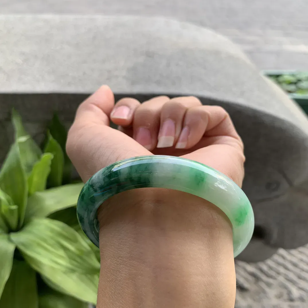 圈口56.5-12-8.5 【辣绿正圈手镯】正圈56 57可戴