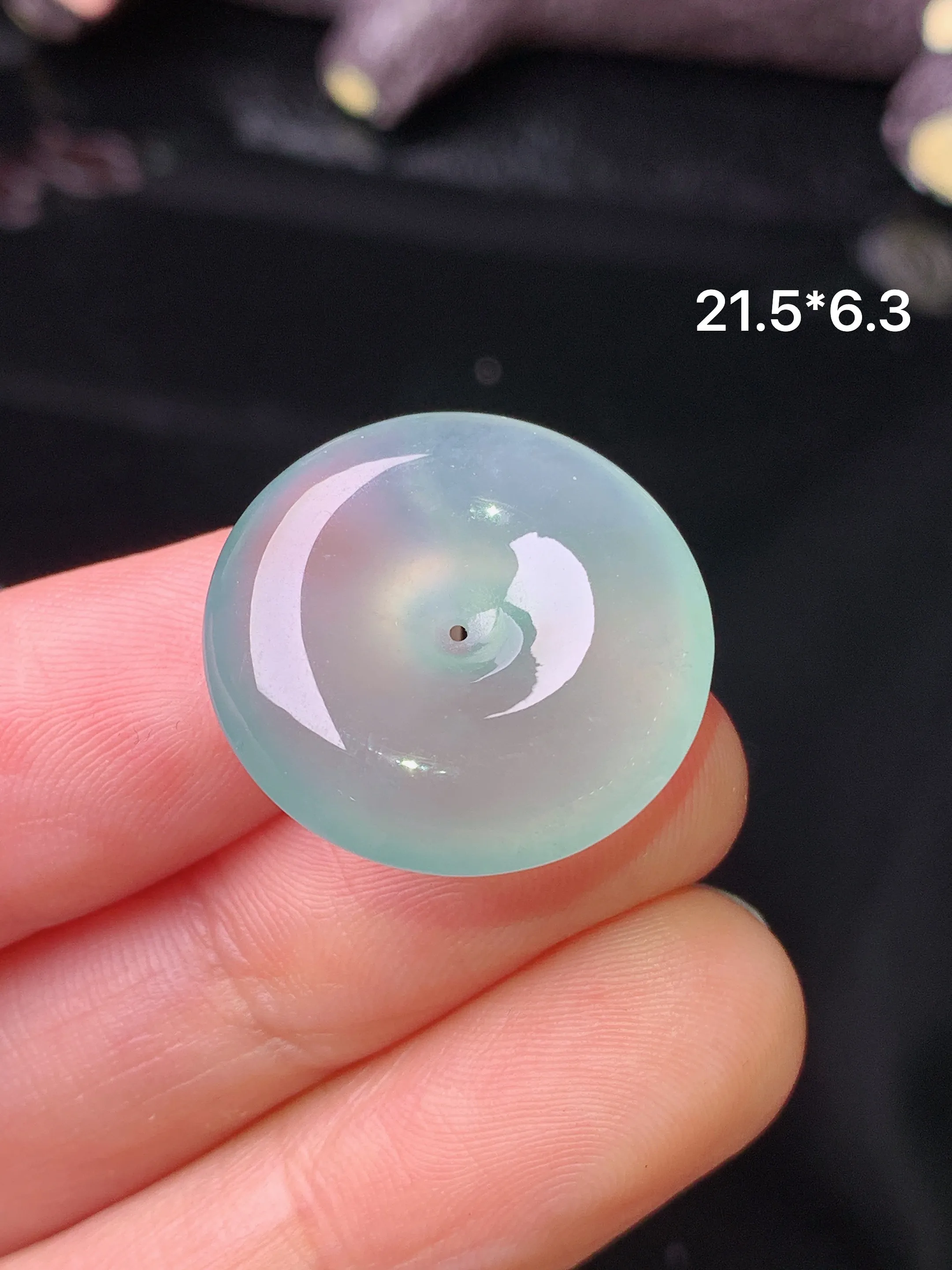 冰种平安扣吊坠 玉质细腻 色泽艳丽清新 整体尺寸21.5*6.3