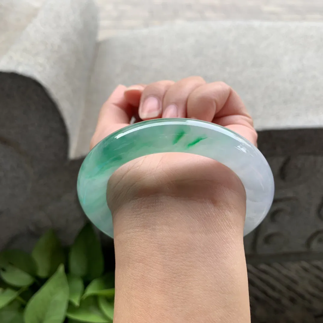 圈口55.5-11.8 【冰飘绿圆条手镯】圆条55 56可戴