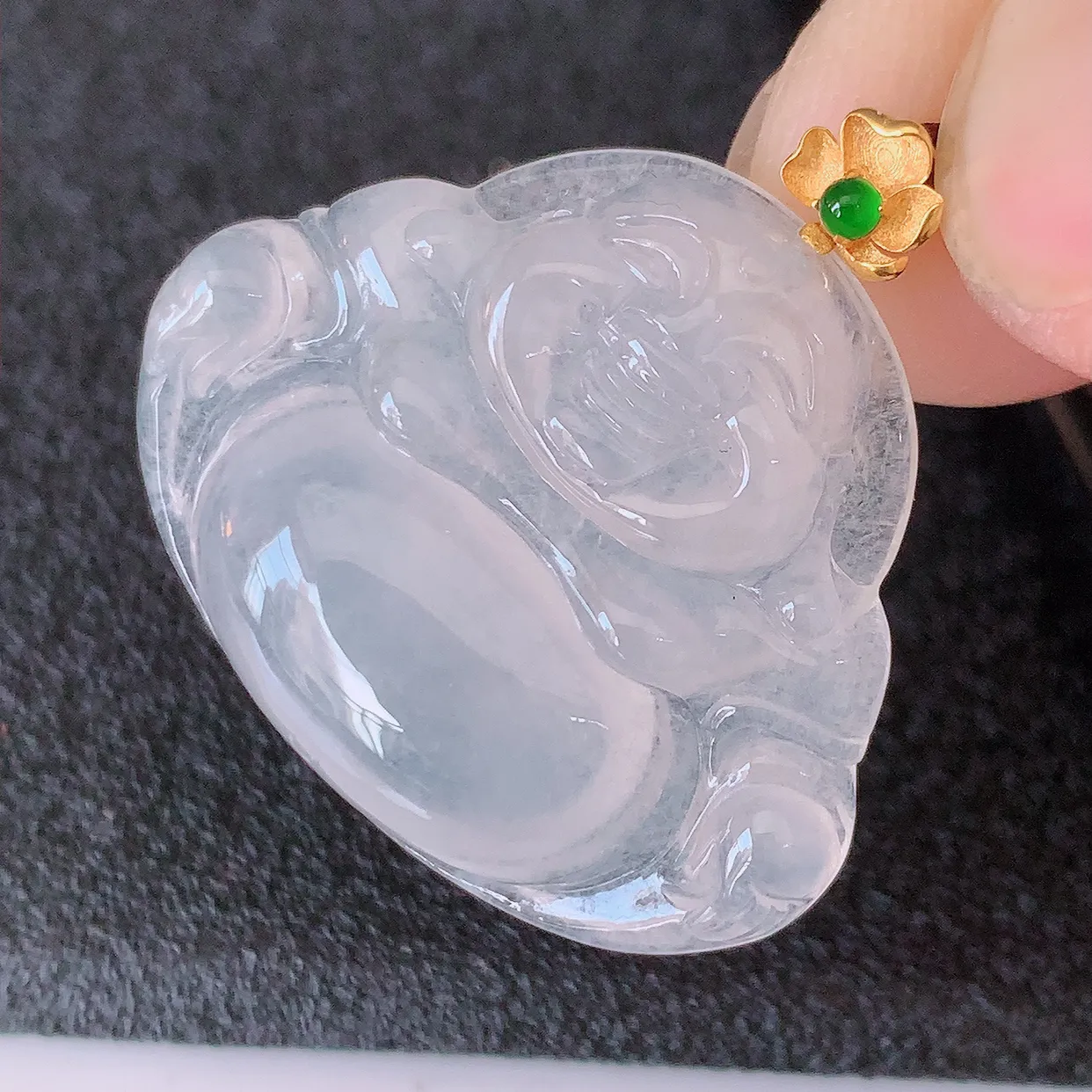 18K金镶嵌冰种翡翠佛公吊坠，种老水足，雕工精湛 ，寓意美好，佩戴时尚出众！#41.27整体27.5-裸裸28.5*23*5.6