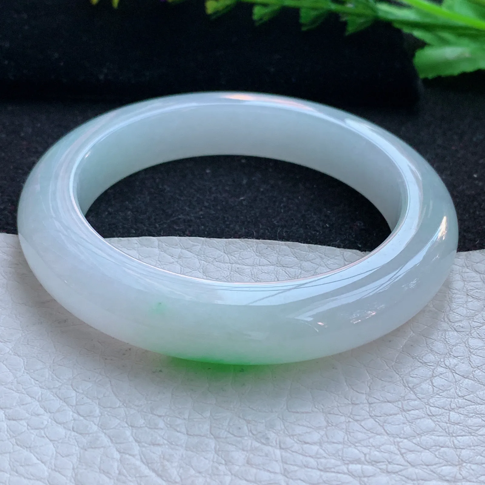 xd自然光55.5*11.5*10.3平安镯 缅甸翡翠a货玉手镯冰润飘阳绿宽边玉手环