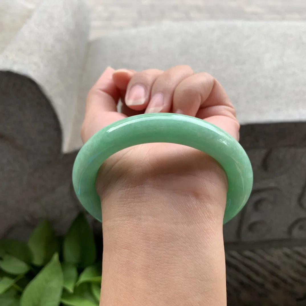 圈口 57-11.4-10.4【满绿圆条手镯】圆条57 58可戴