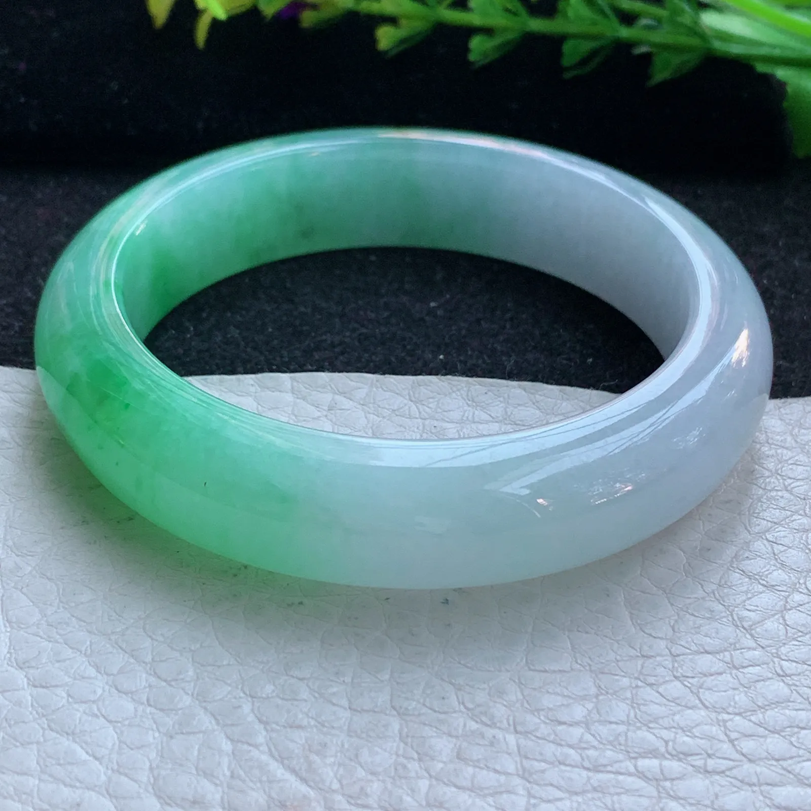 faa自然光53*13*8.8平安镯 缅甸翡翠a货玉手镯冰绿双彩宽边玉手环